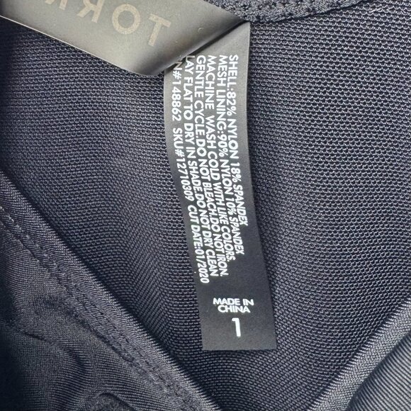 Torrid Womens Plus Sz 1 1X Black Asymmetrical One Piece Swim Dress Bathing Suit - Picture 12 of 12